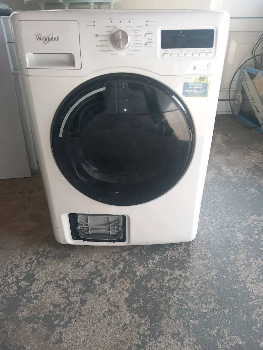Whirlpool 9kg  heatpump dryer - Image 1