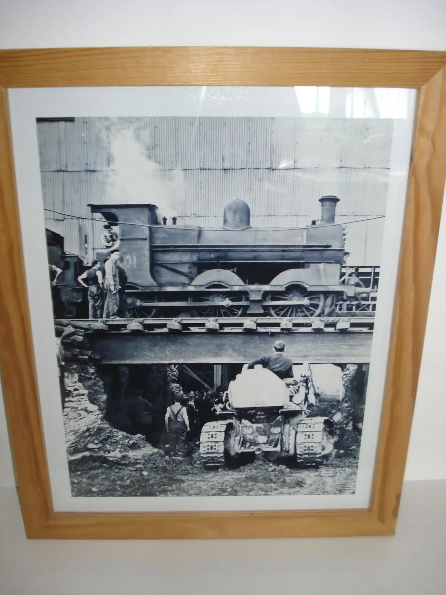 STEAM  ENGINE, CAT TRAX BLACK & WHITE FRAMED PRINT