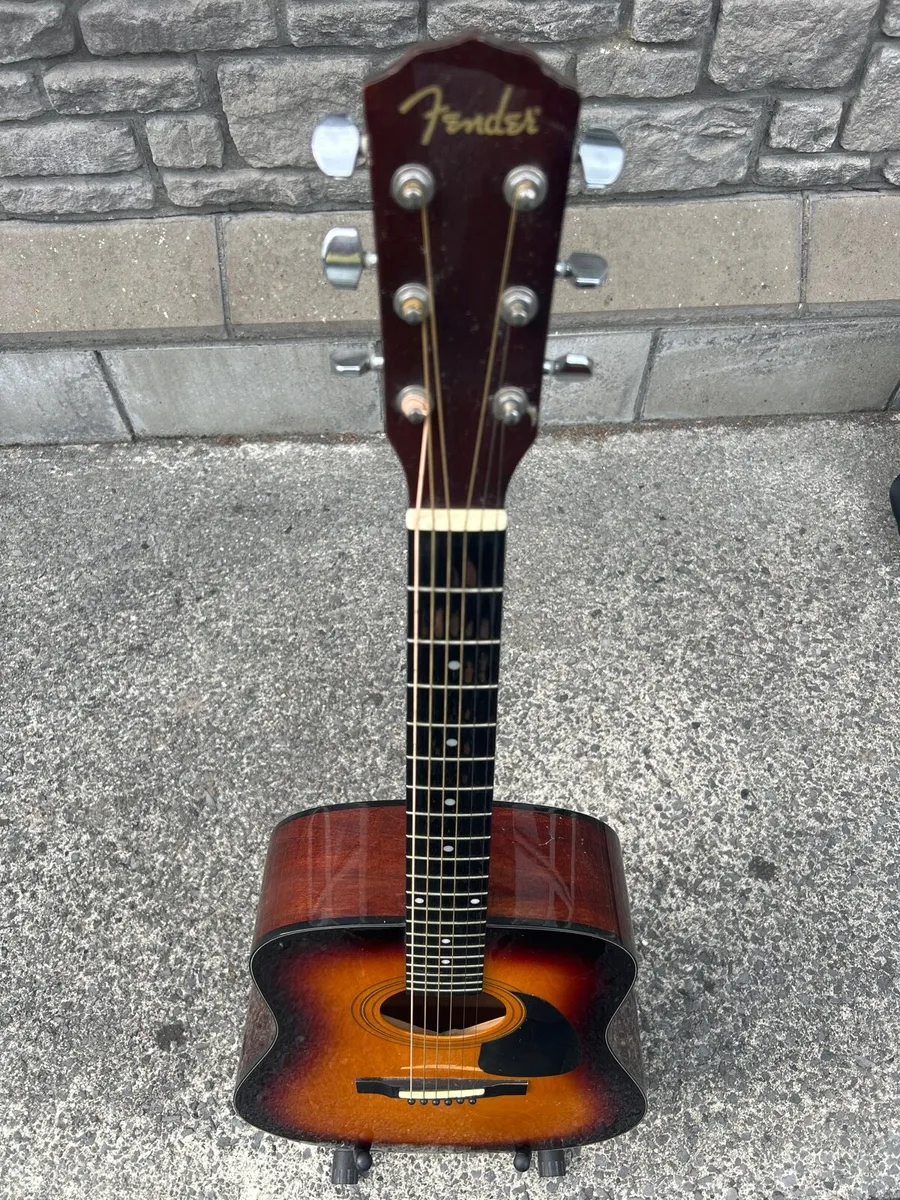 Acoustic Guitar - Image 4