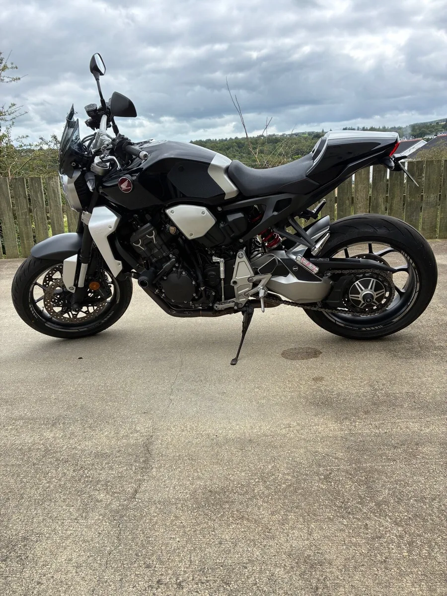 Motorbike - Image 2