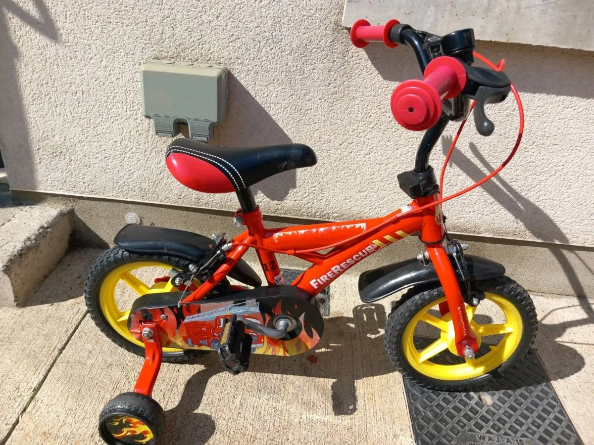 Kids firerescue bike size 12 inch wheels - Image 2