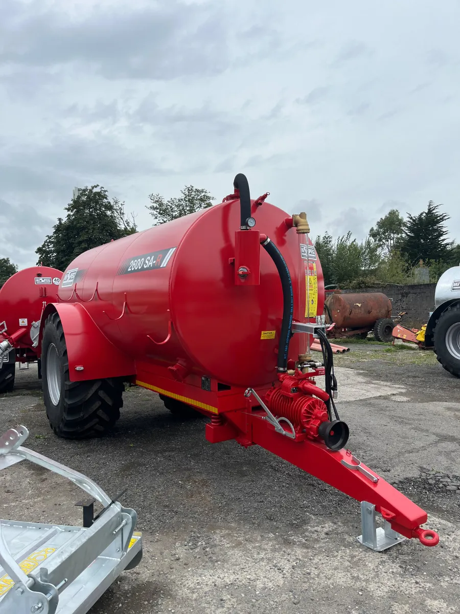 Hi spec 2600 gallon tank IN STOCK - Image 1