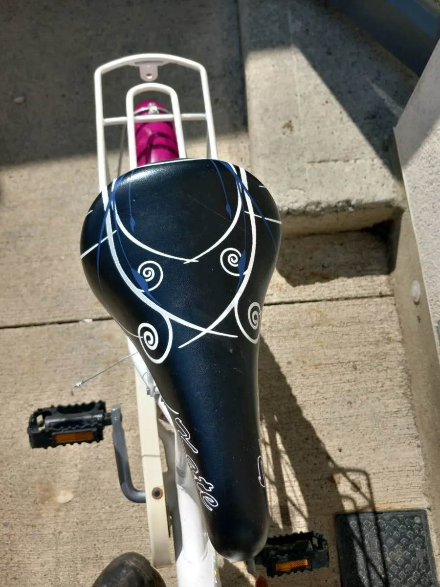 Kids Katie bike size 18 inch wheels. - Image 4