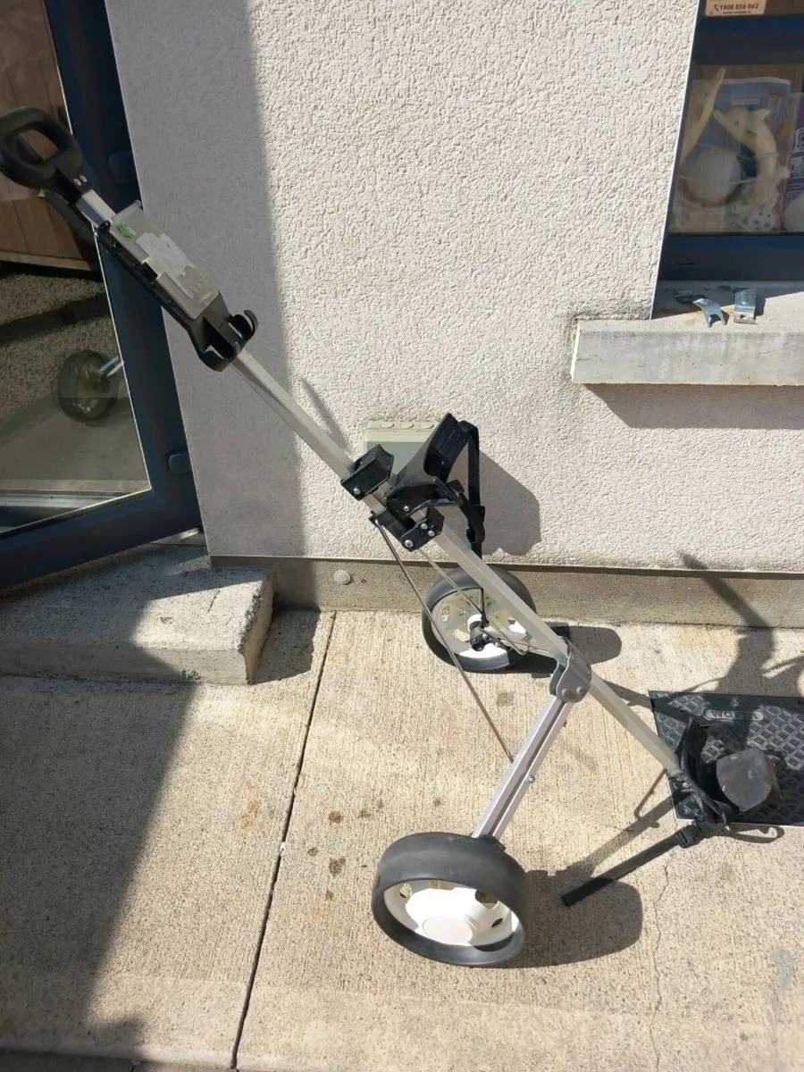 2 wheels golf trolley - Image 3