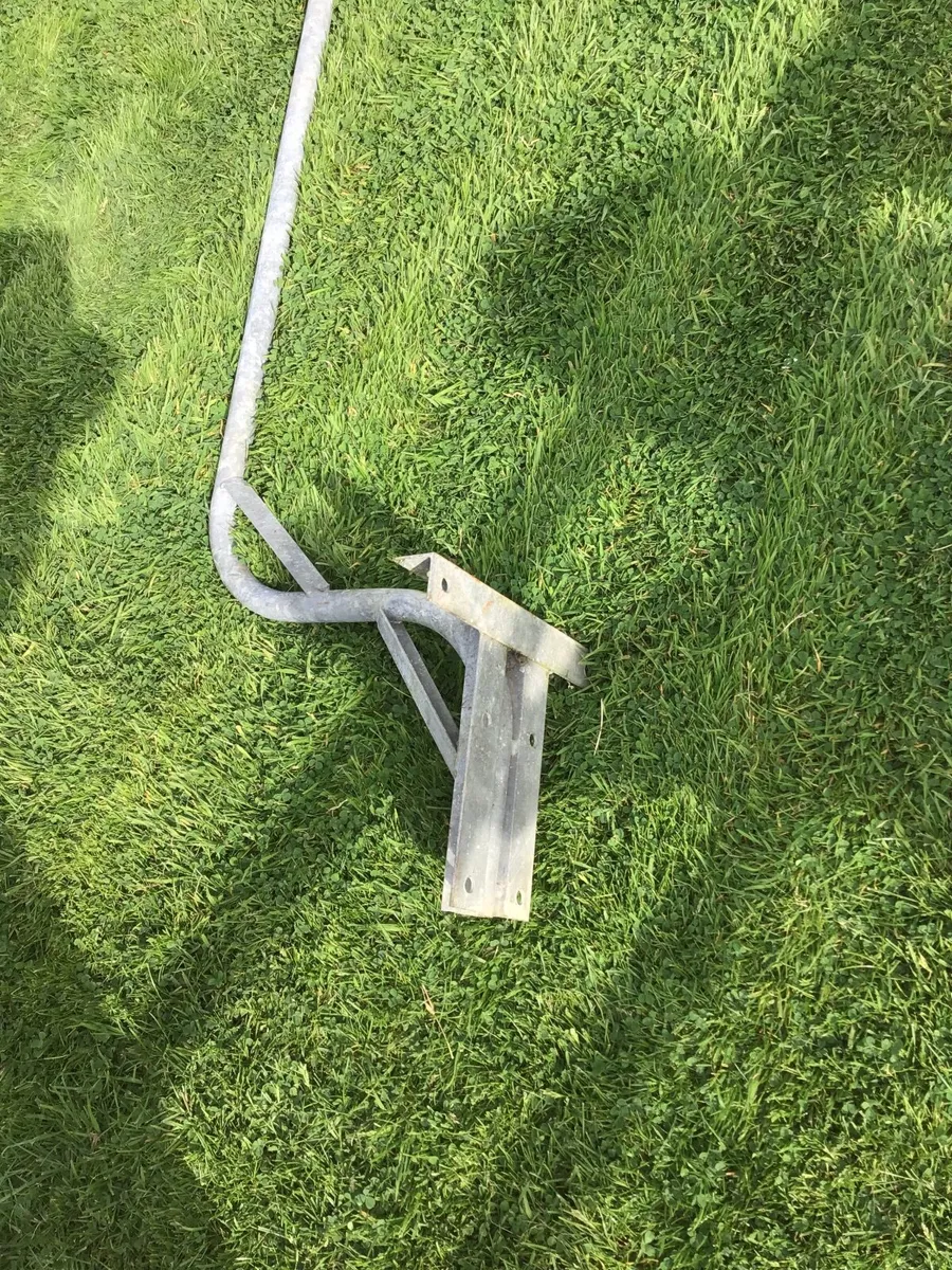 Sky dish wall bracket - Image 2