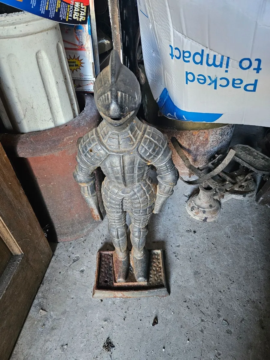 Vintage Cast Iron Knight Fire Irons - Image 1