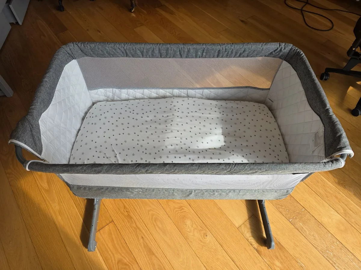 Moses Basket + Cot - Image 3
