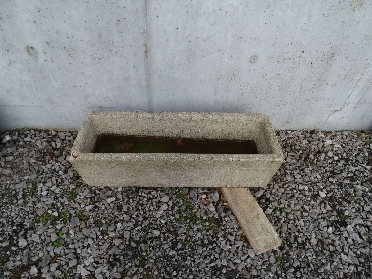 Troughs - Image 3