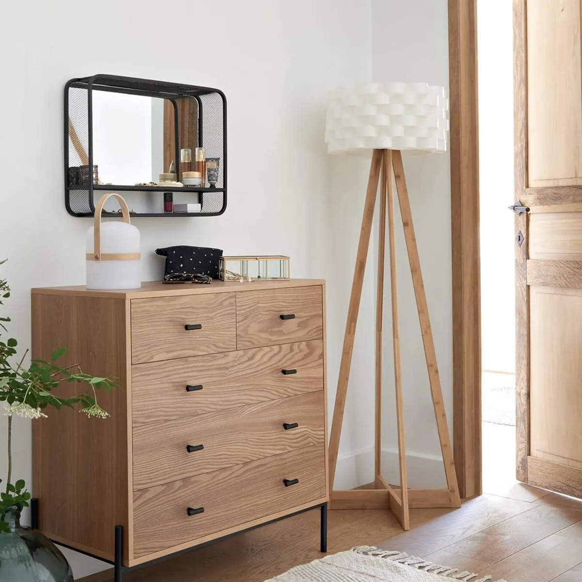 Simple Design Floor Lamp Bamboo Stand - Image 2