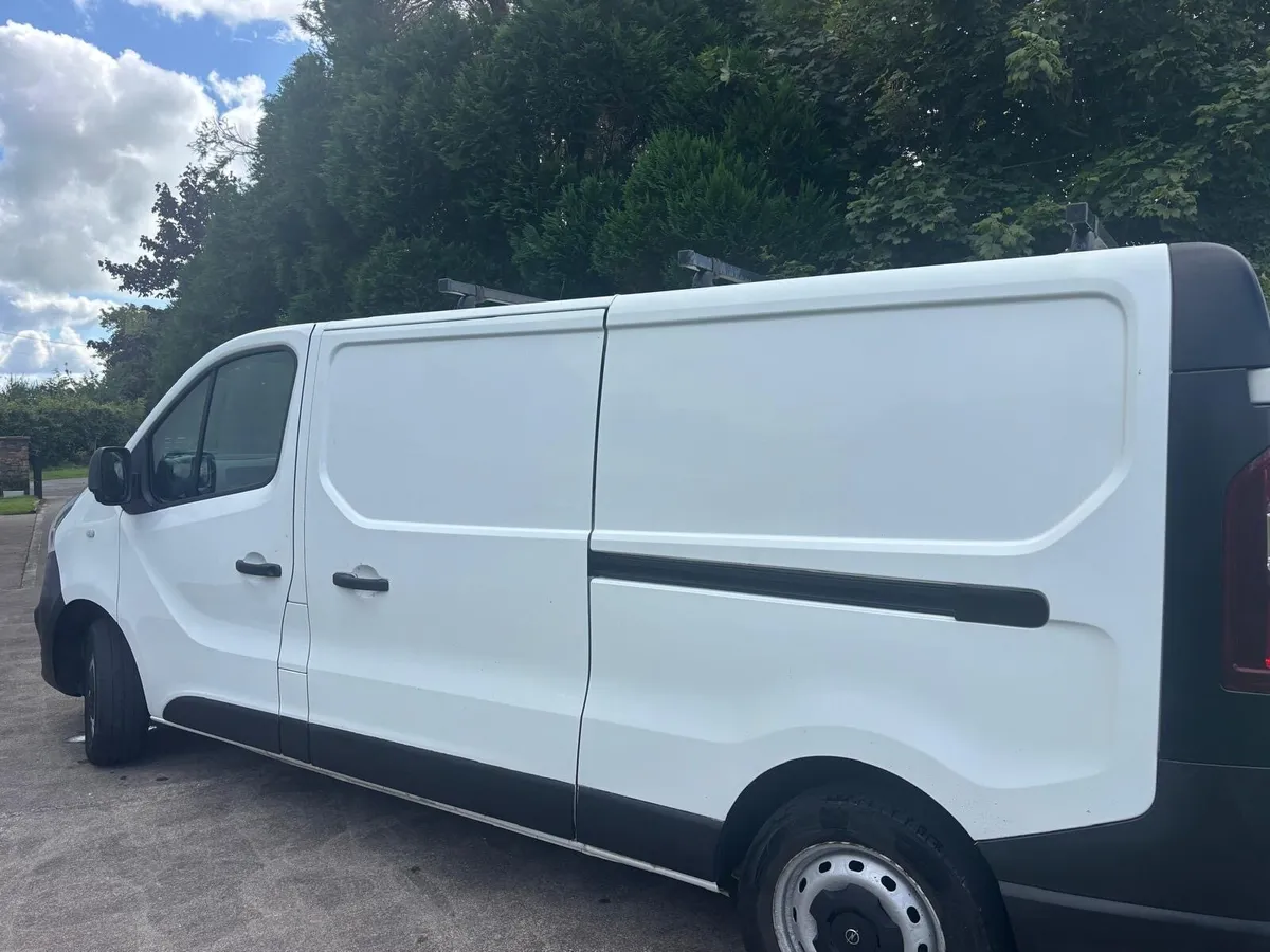 Opel Vivaro - Image 3
