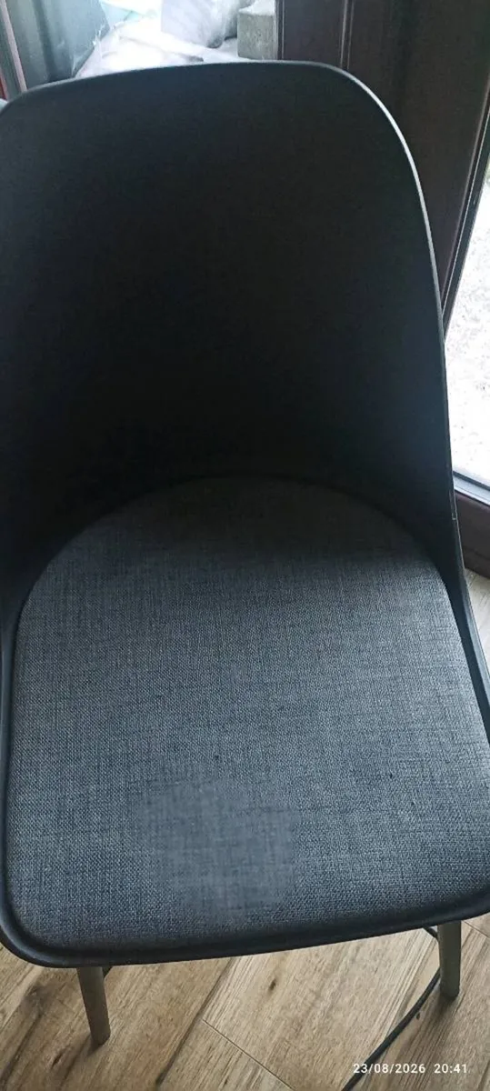 Chairs x3 - Image 2
