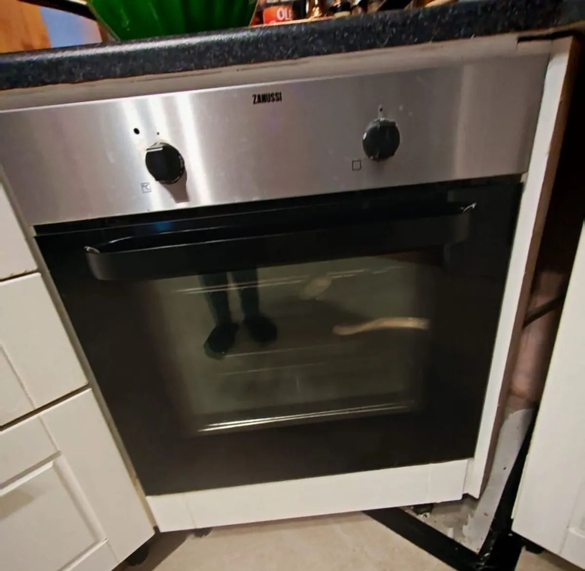 Kitchen furniture - Image 1