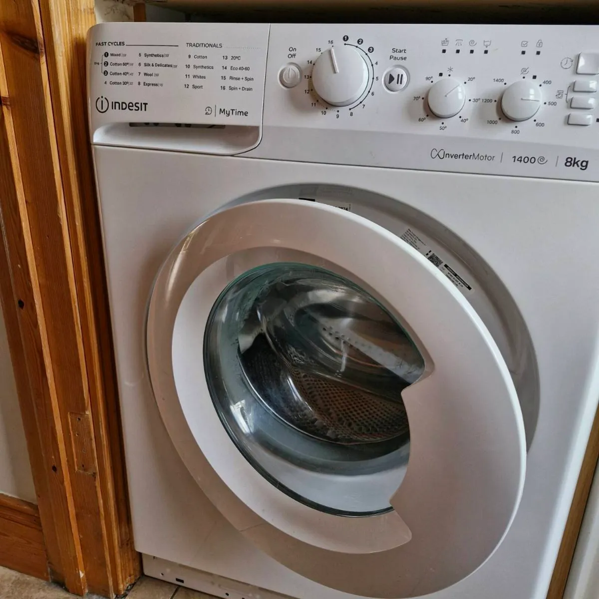 Washing machine - Image 1
