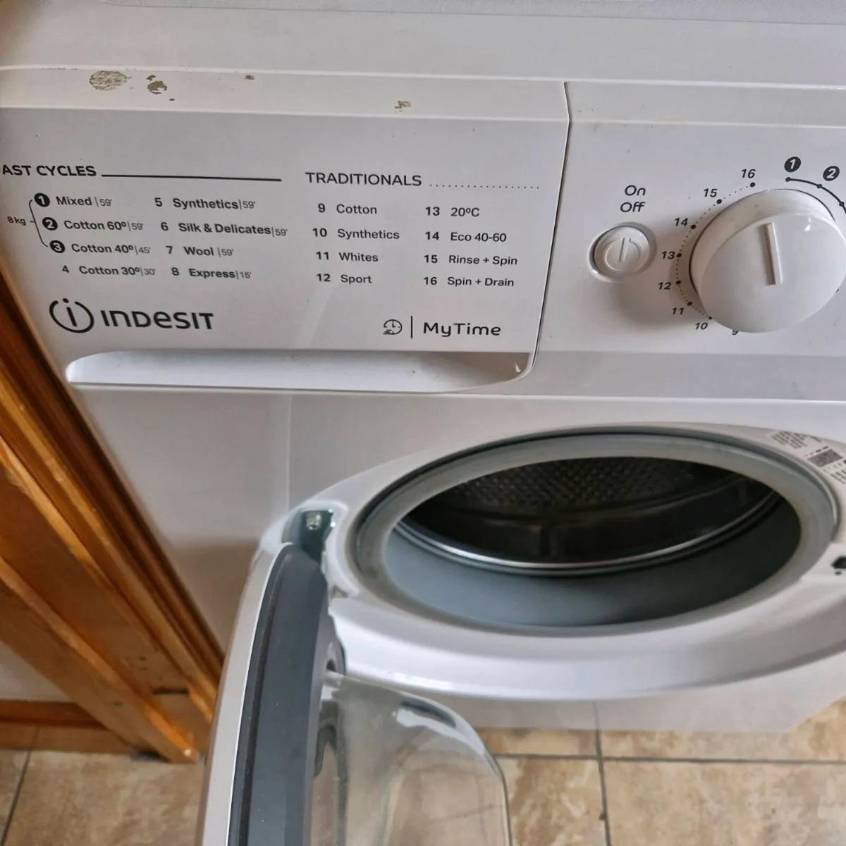 Washing machine - Image 2