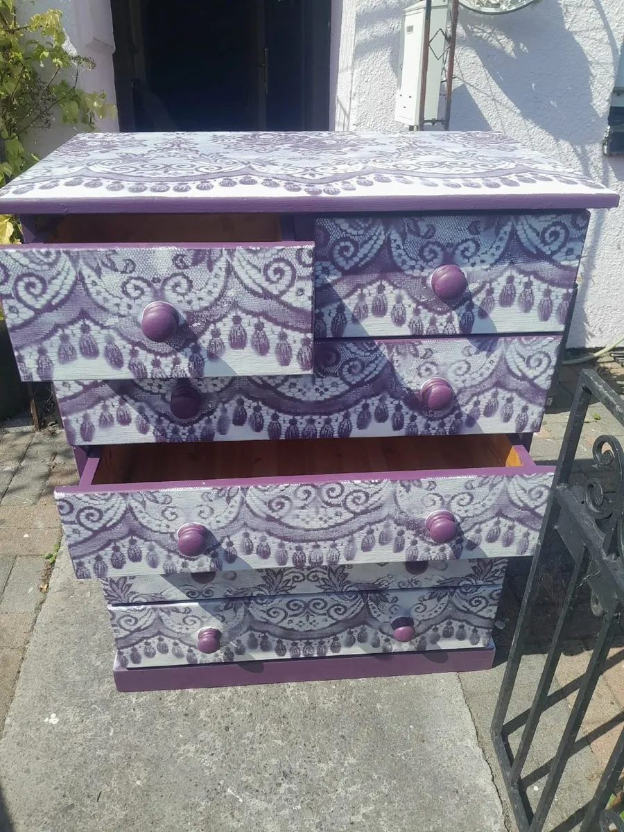 chest of drawers - Image 4