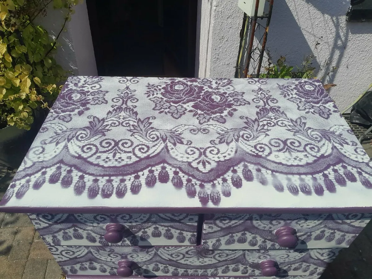 chest of drawers - Image 3