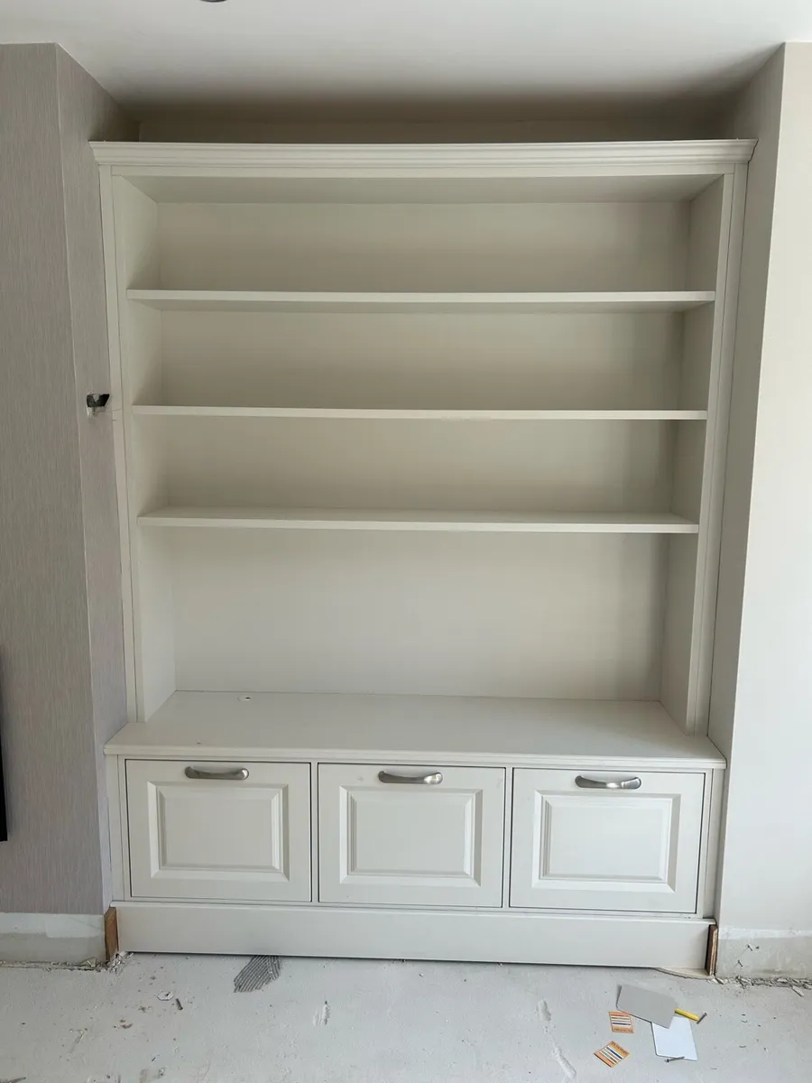 Shelving unit - Image 1