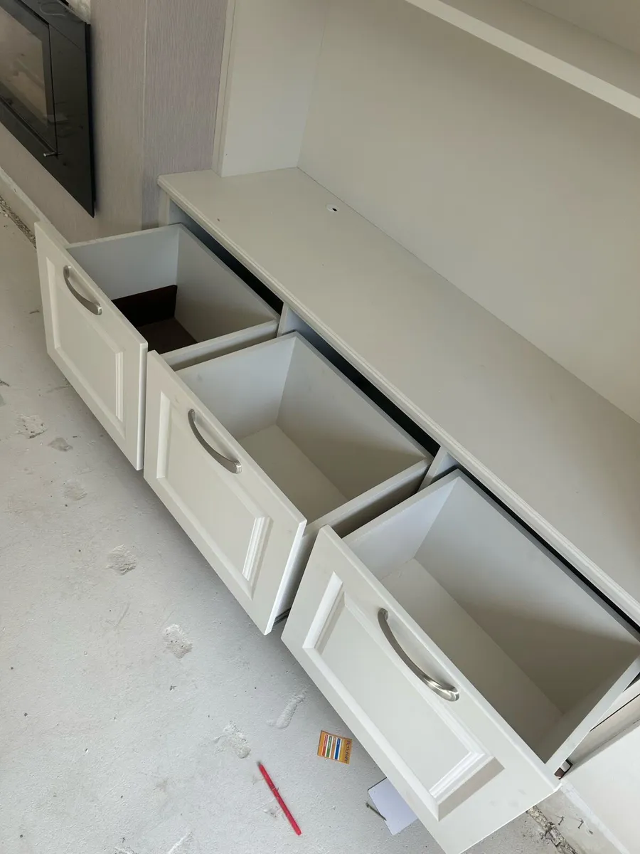 Shelving unit - Image 2