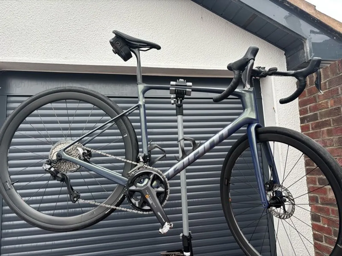 Giant defy adv pro 0 2025 - Image 4