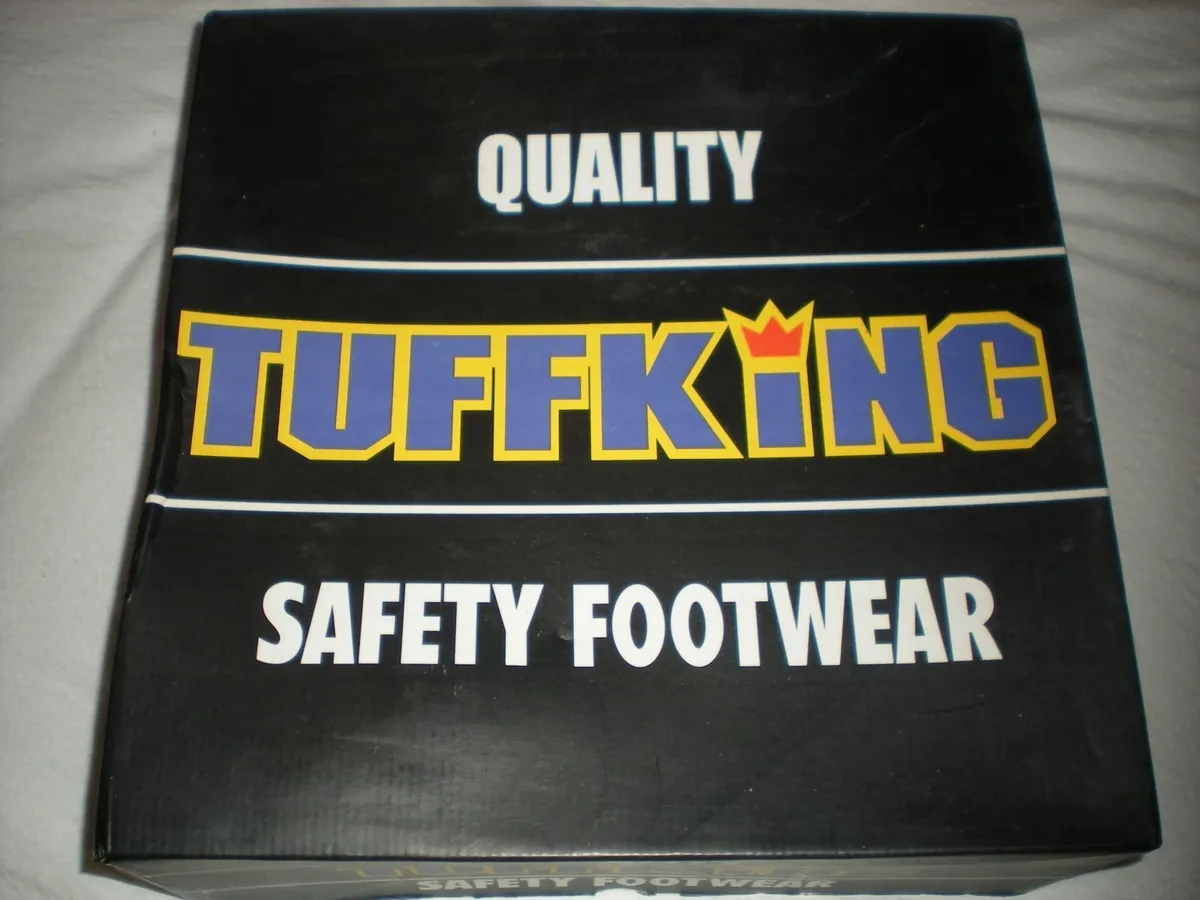 Boots - Image 1
