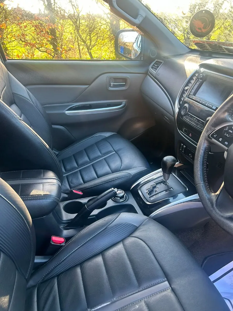 Mitsubishi L200 2016 - Image 2