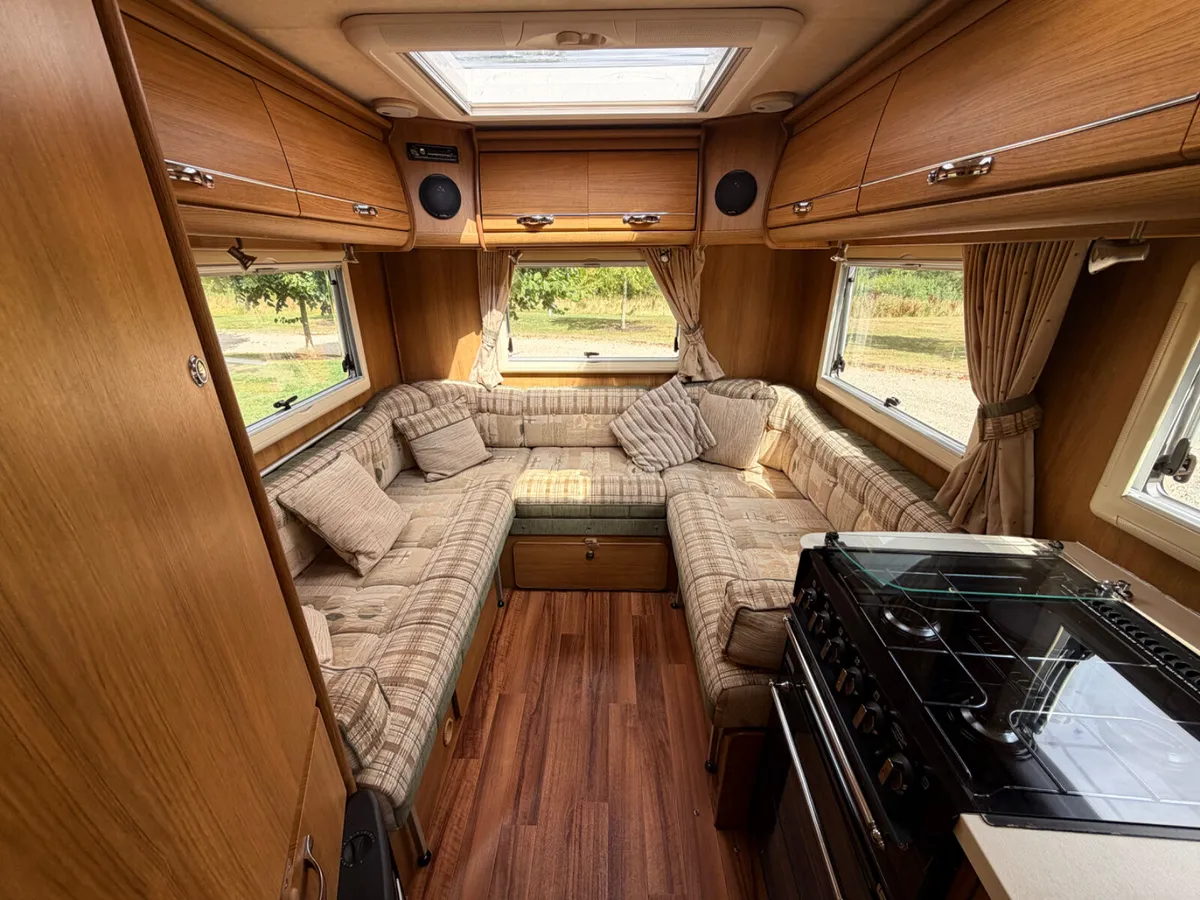 2010 AUTOSLEEPER SUFFOLK LOW PROFILE R.H.D AUTO - Image 2