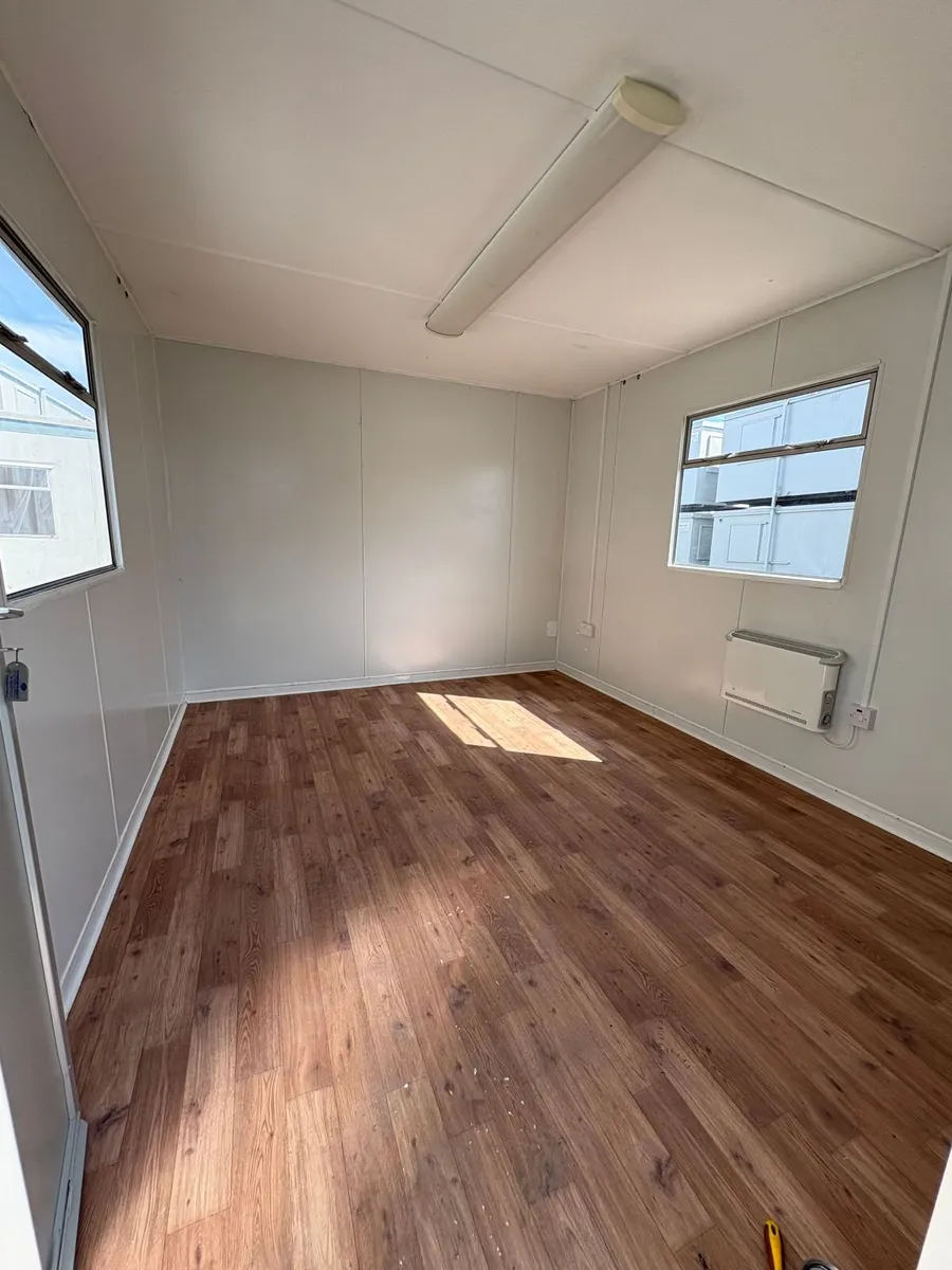 3.6m x 3m Open Plan Office - Image 4