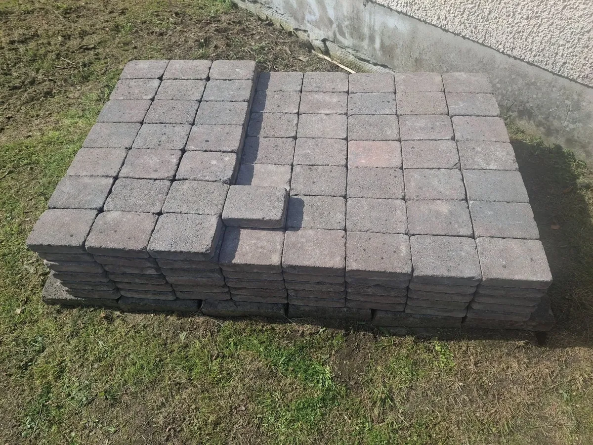 Paving Bricks - Image 2