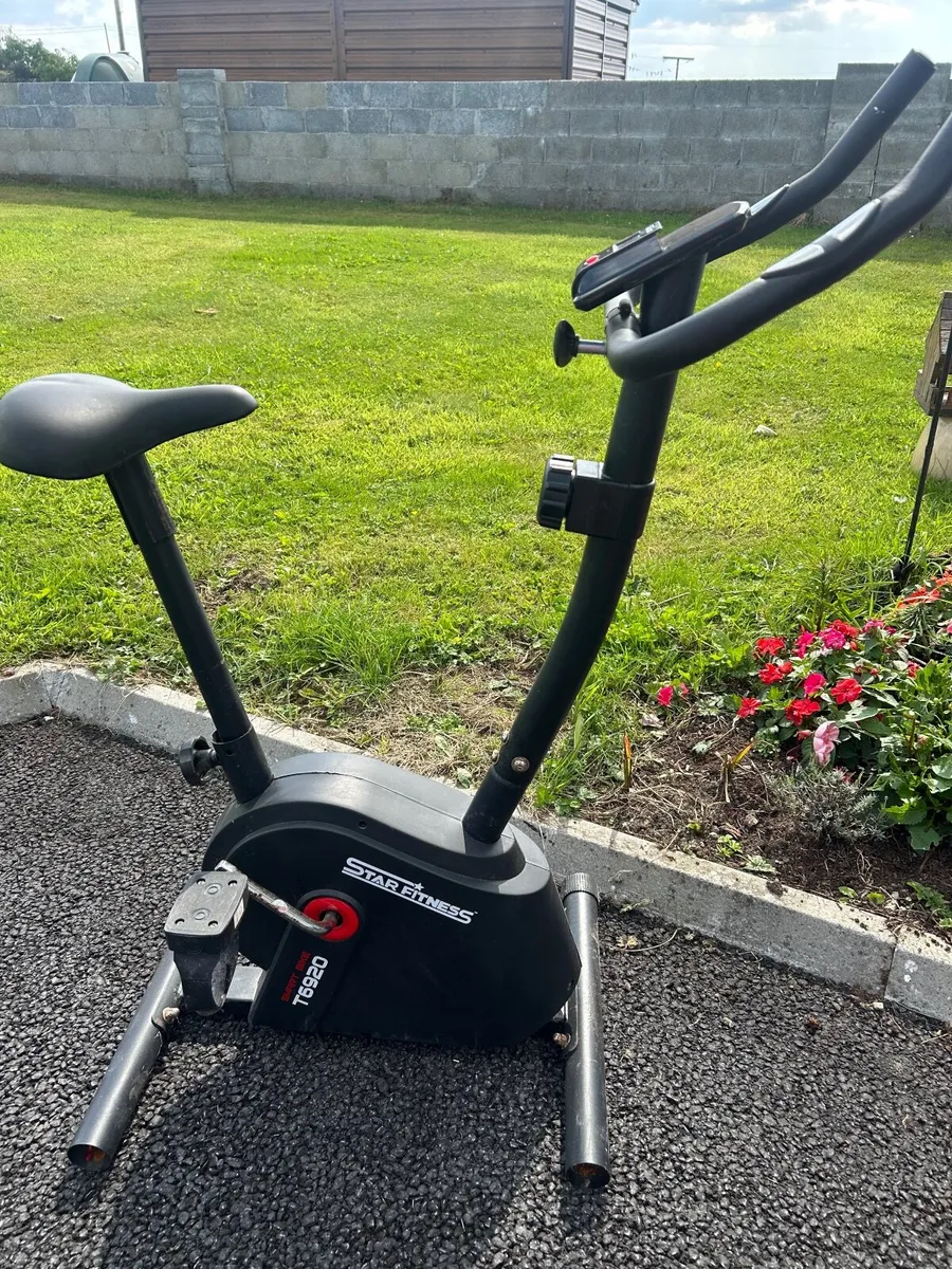 Exercise bike - Image 1