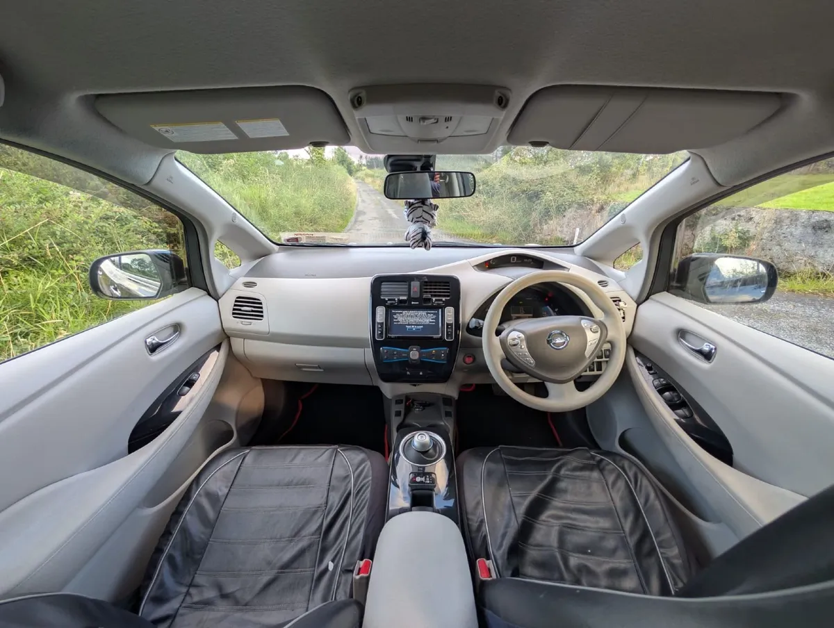 2012 Nissan Leaf/Charging point/ Granny Lead - Image 3