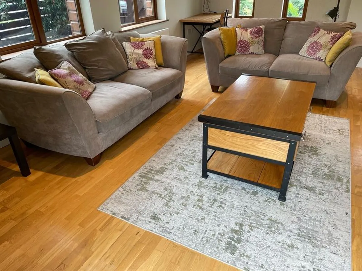 2 and 3 Seater Couch - Image 3