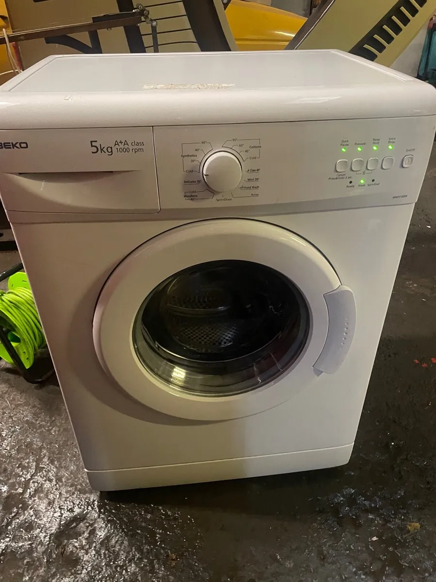 Washing machine - Image 1