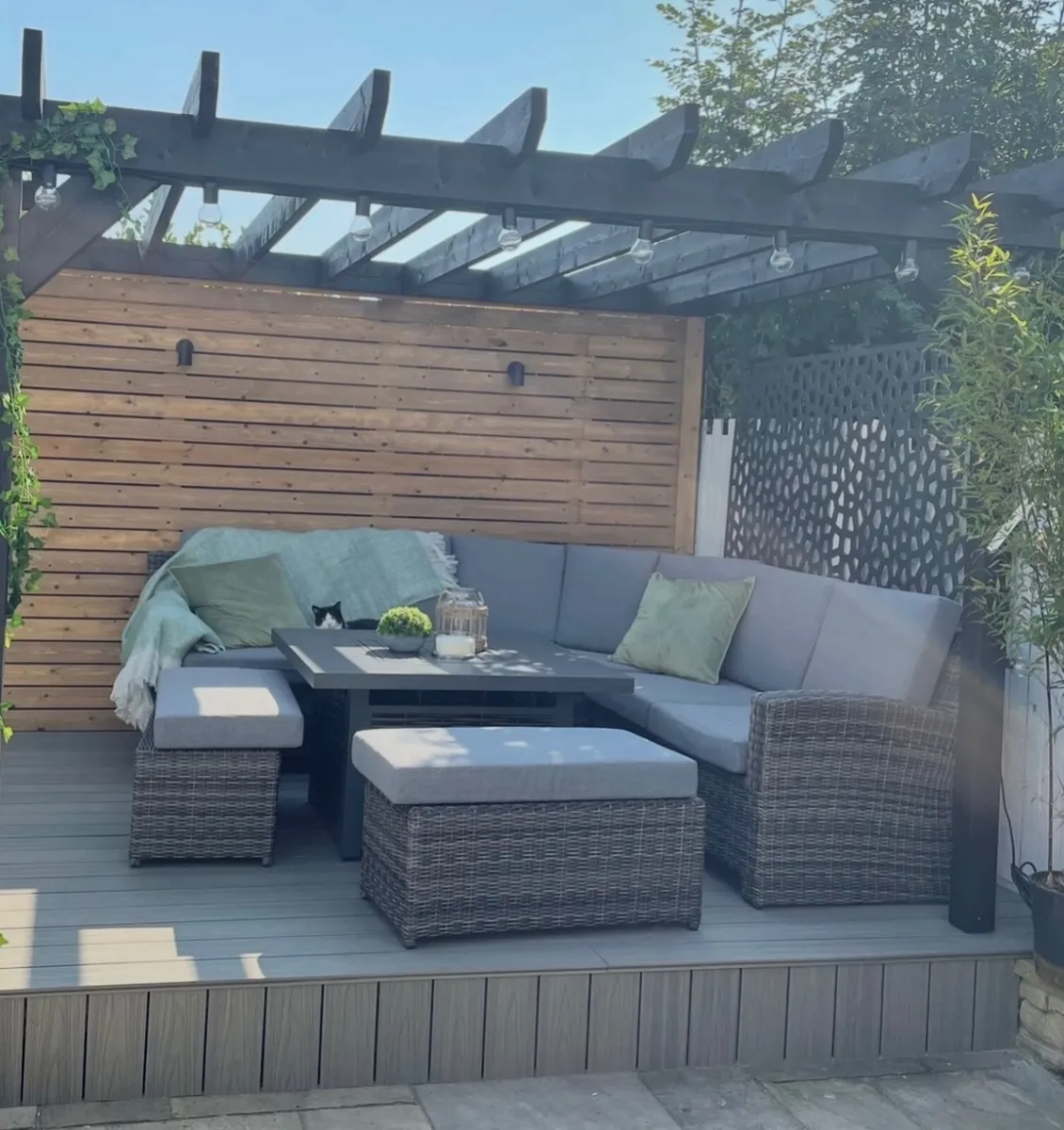 Outdoor furniture - Image 2