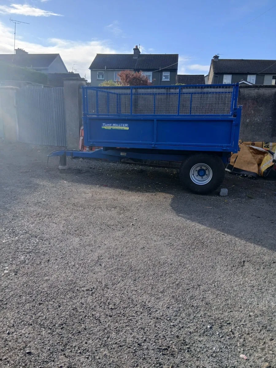 Turf Master tipping trailer like new - Image 3