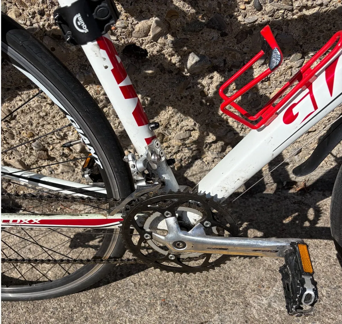 Giant Defy 4 road bike - size M (54cm) - Image 3