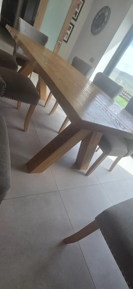 Solid Oak  8 Seater Dining Table - Image 4