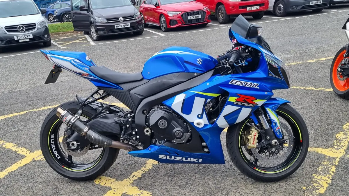 Suzuki GSX-R1000 Moto GP - Image 3