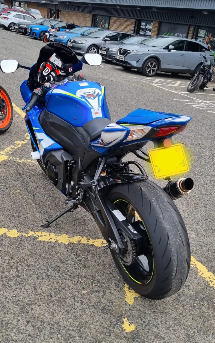 Suzuki GSX-R1000 Moto GP - Image 4