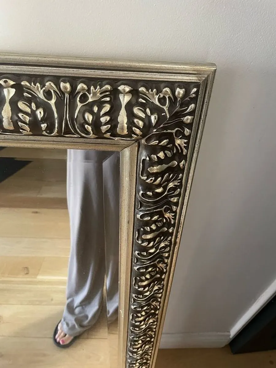 Mirror - Image 1
