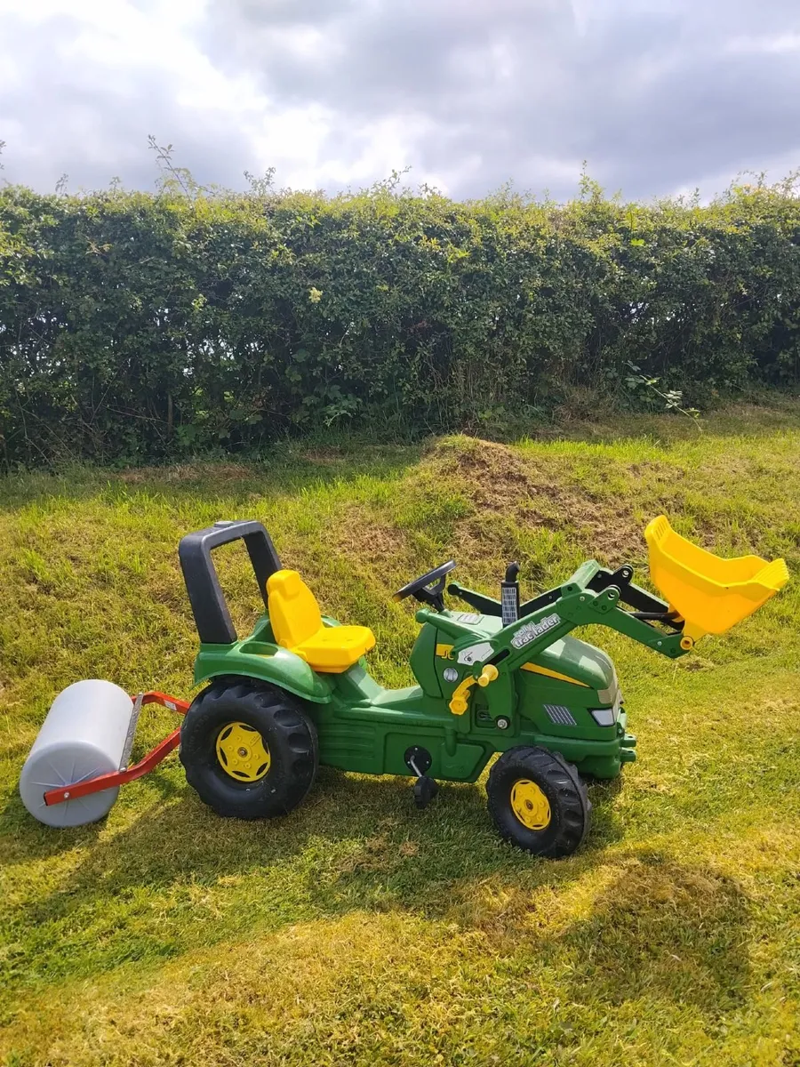 Toys - Image 2