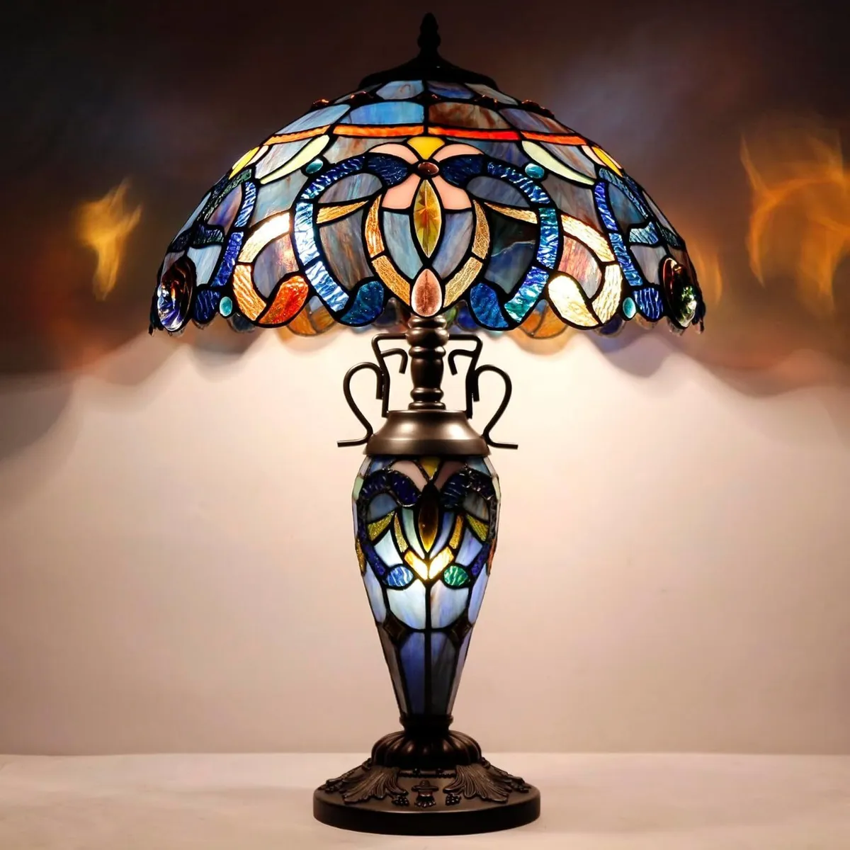 Tiffany Table Lamp Stained Glass Cloudy Style - Image 4