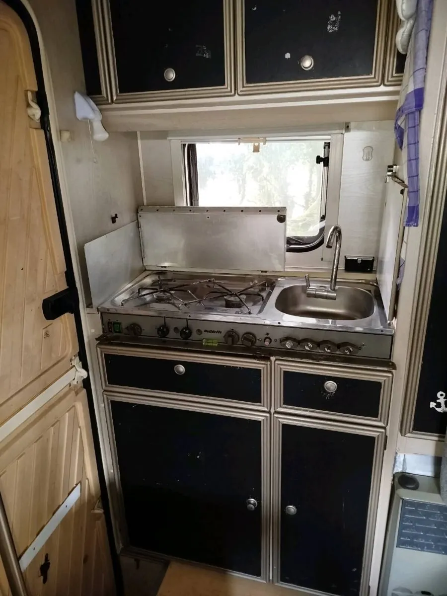 Motorhome Fiat Dethleffs - Image 4