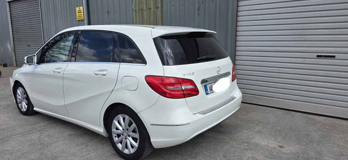 141 MERCEDES B180 AUTO - Image 4