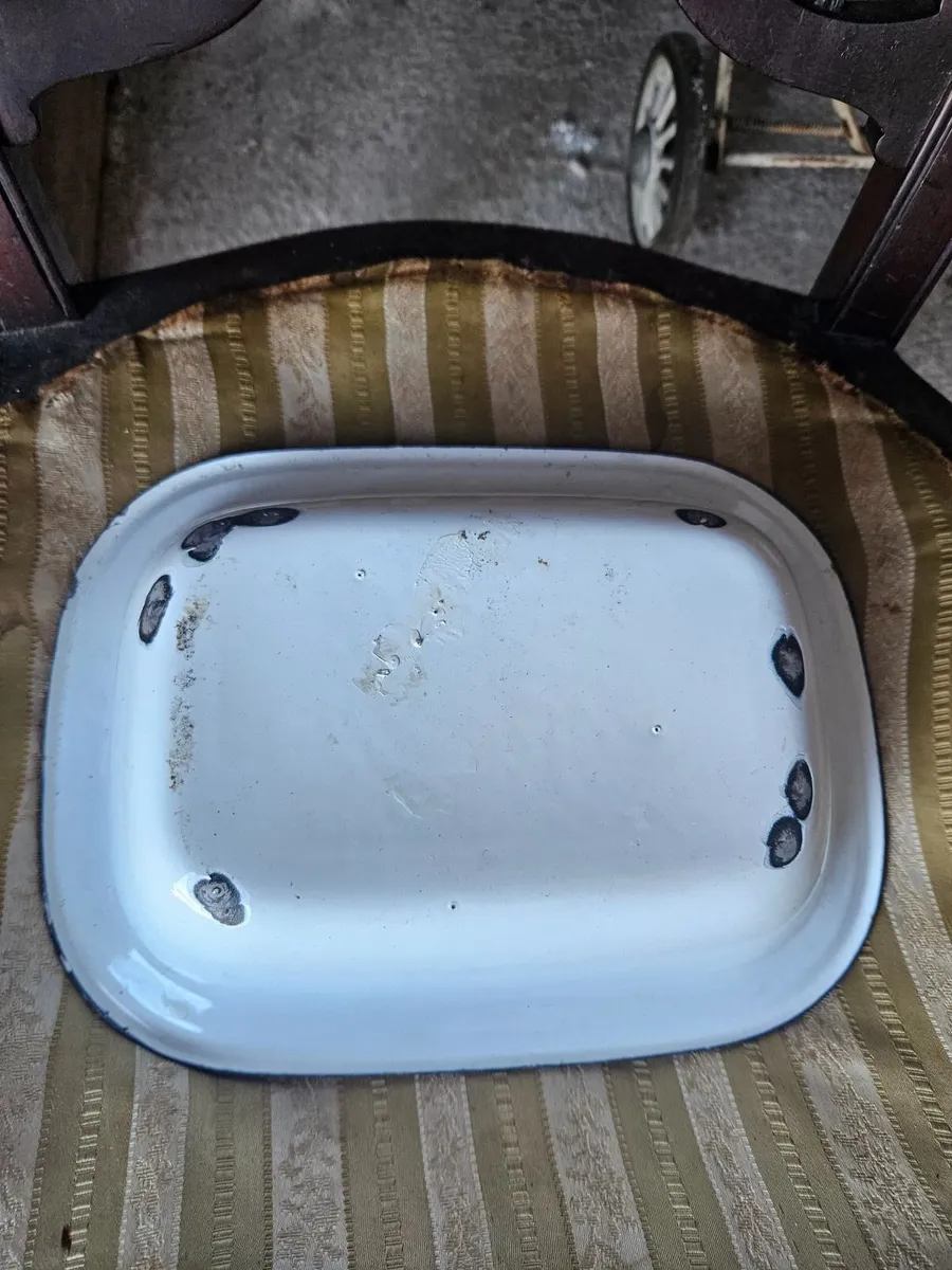 Vintage Enameled Dish - Image 3