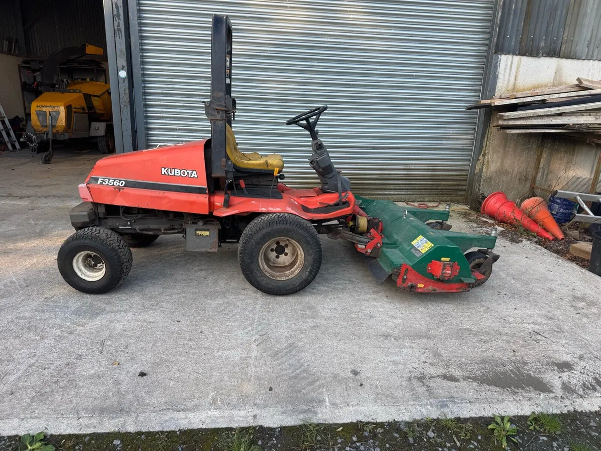 Kubota out front - Image 1