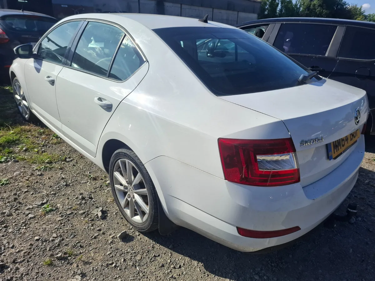 2015 Skoda Octavia Automatic parts - Image 3