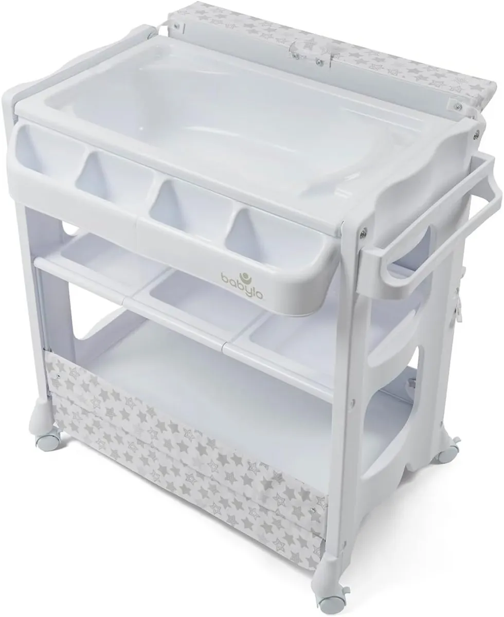 Smart Changer with Bath Unit Clever and Convenient - Image 4
