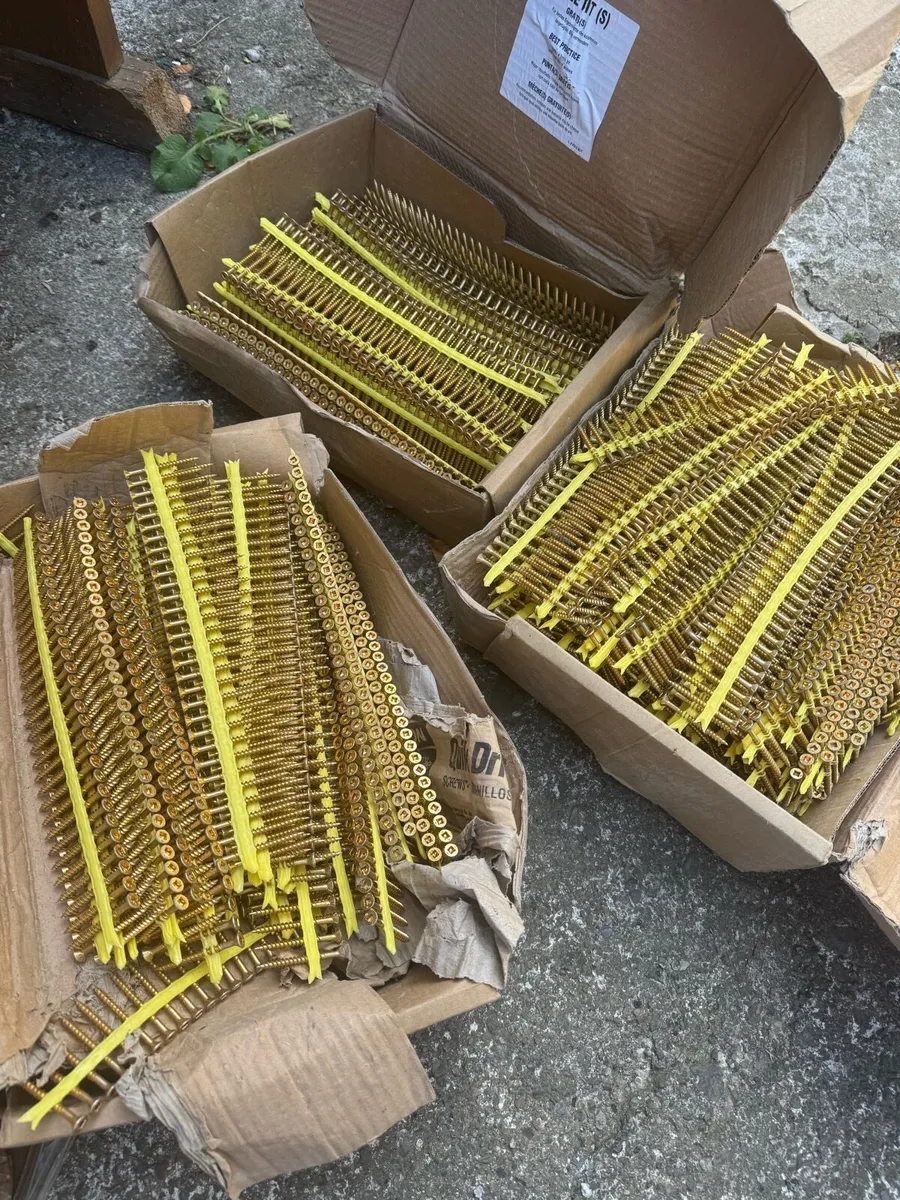 Simpson Quik Drive Screws (WSNTL51E) x 3 boxes - Image 2