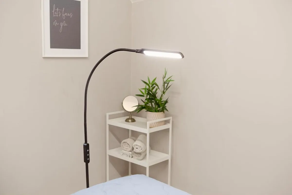 LED Floor Lamp Adjustable Gooseneck Reading Light - Image 4