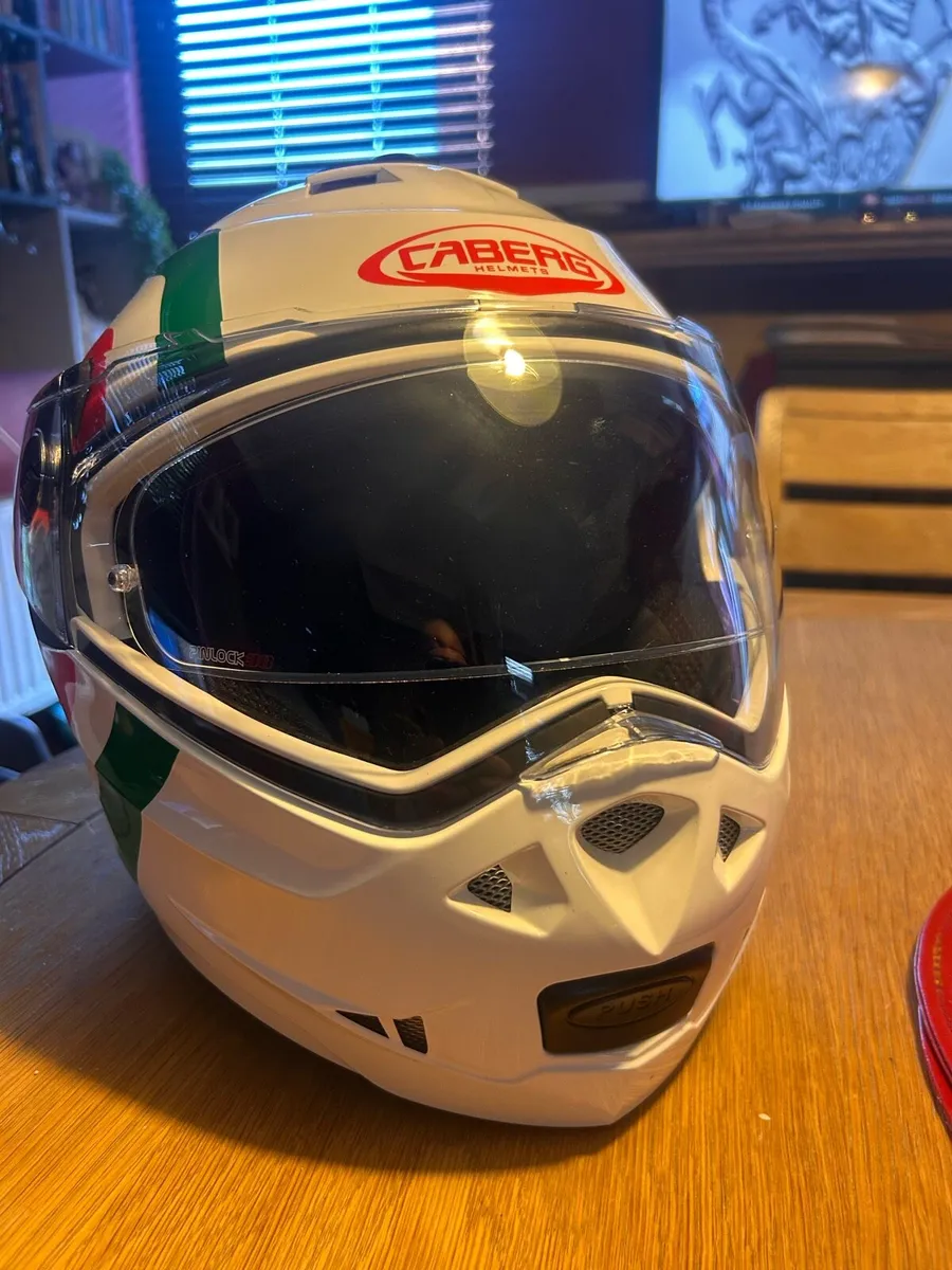 Schuberth c3 pro and caberg size large - Image 1